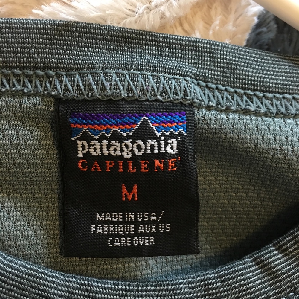 Patagonia capilene set.